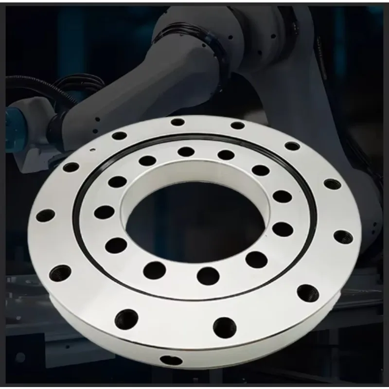 Luoyang P5 P4 P2 High Precision High Rigidity Face Amount RU445X RU445G RU445 Robot Joint Cross Roller Bearing