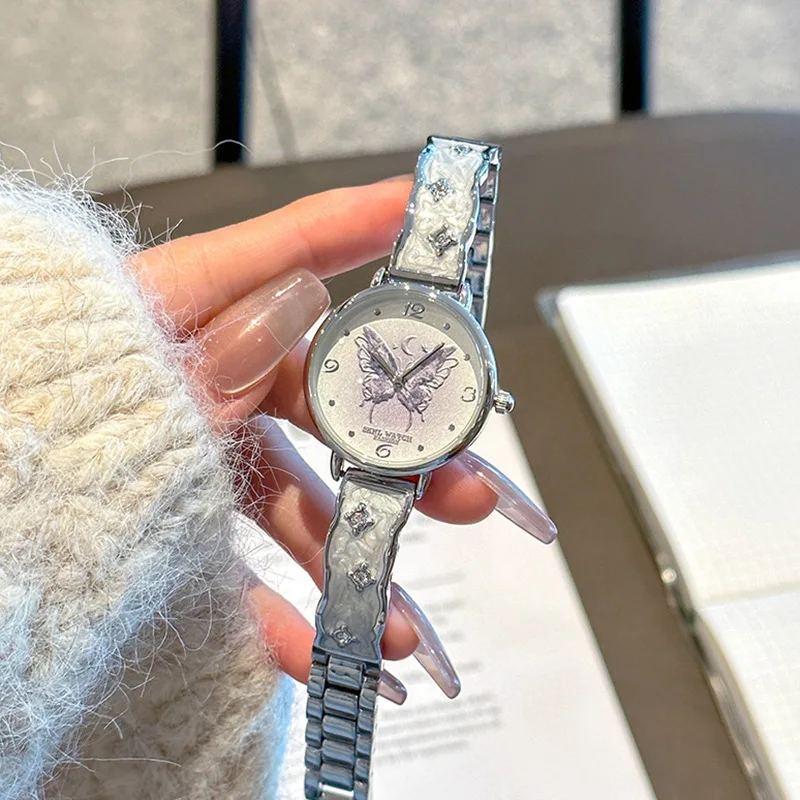 Women's bracelet watch, gray dreamy temperament wristwatch, light luxury quartz watch, fashionable quartz wristwatch.