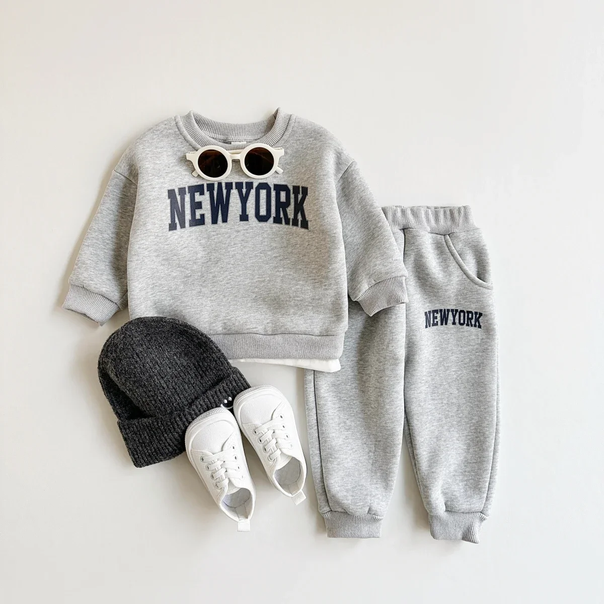 INS 2023 Winter Kids Clothing Set Boys Hoodie Set Velvet Letter Sports Suit Sweasthirt And Pants 2Pcs Training Suit Outfit