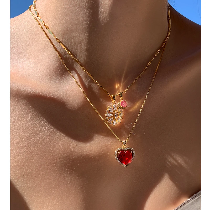 Brass With 18K Gold Red Rhinestone Zircon Heart Floral  Necklaces Women  Jewelry Punk Party Designer Club T Show Korea Japan