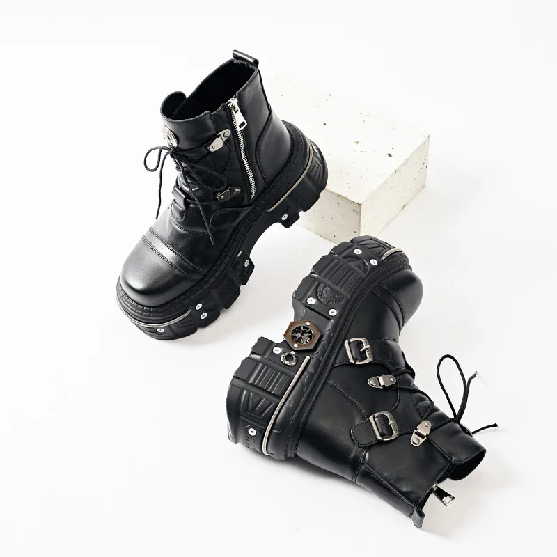 Men Platform Niche 2025 New European and American Style Goth Style Locomotive Platform Sneakers Punk Boots Women