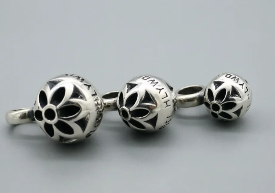 European and American trendsetters s925 pure silver design retro cherry blossom series round bead pendant women's necklace penda