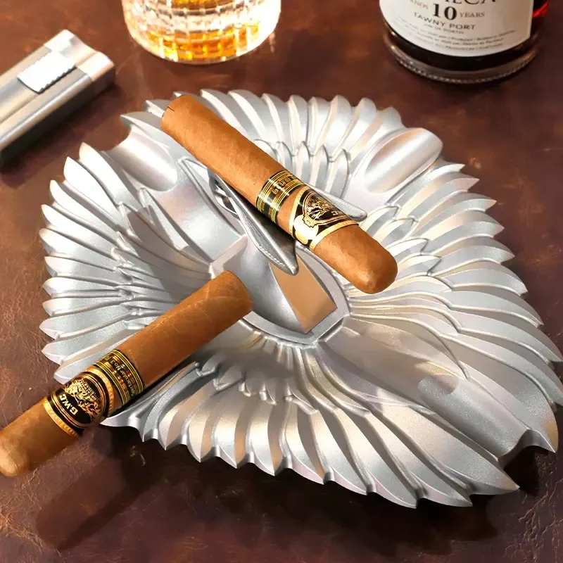 Luxury Custom Alloy Cigar Ashtray 4 Slot Holder Premium Smoking Accessories for Home Bar Office Desktop Decoration Gift