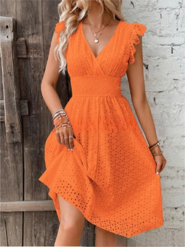2025 New Women's Lace Dress Hollow Small Holes Cutout Slimming Fashion V Neck Airholes Dress Lace Sleeves Dresses Summer Woman