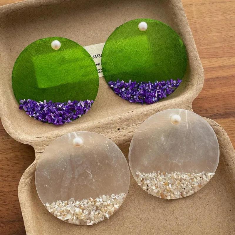 Minar Temperament Green White Color Round Natural Shell Hanging Dangle Earrings for Women Girls Holiday Beach Jewelry Wholesale