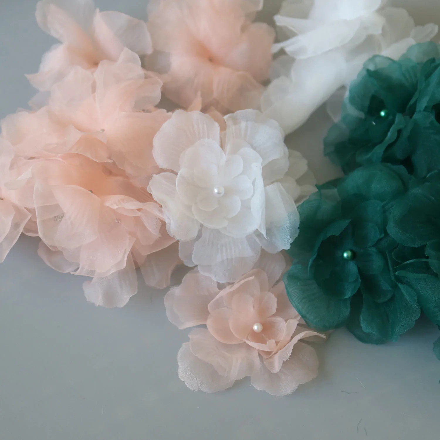 10pc Pink Flower Patches for Wedding Dresses Embroidery Floral Patches Bags Decorative Parches Applique Sewing Craft