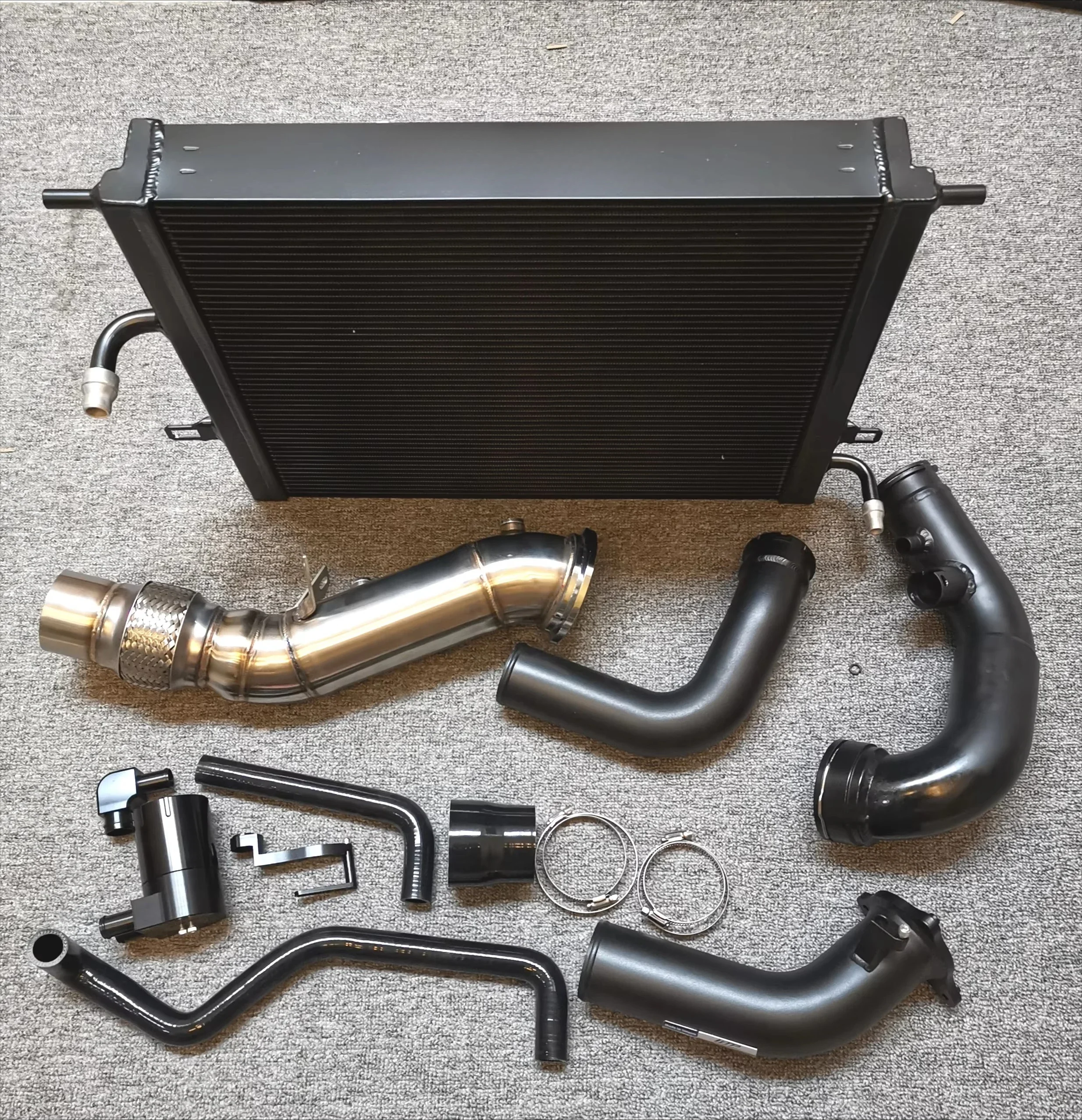 Performance Radiator+downpipe+oilcatchcan+chargepip for B48 B58 120i 125i M140i 220i 230i M240i 320i 330i 340i  430i 440i
