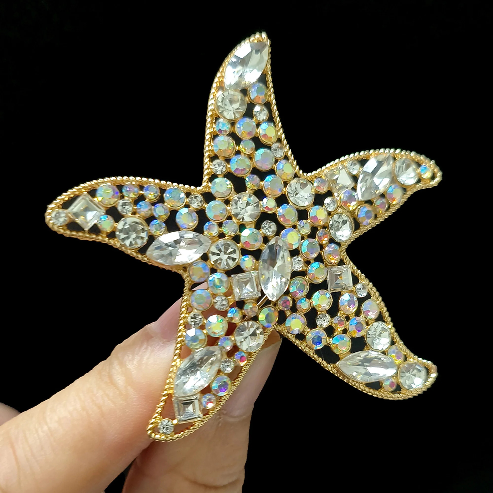 Stylish Rhinestone Starfish Brooches for Women Unisex Enamel Marine Life Pins Office Party Friend New Gifts Jewelry Accessories