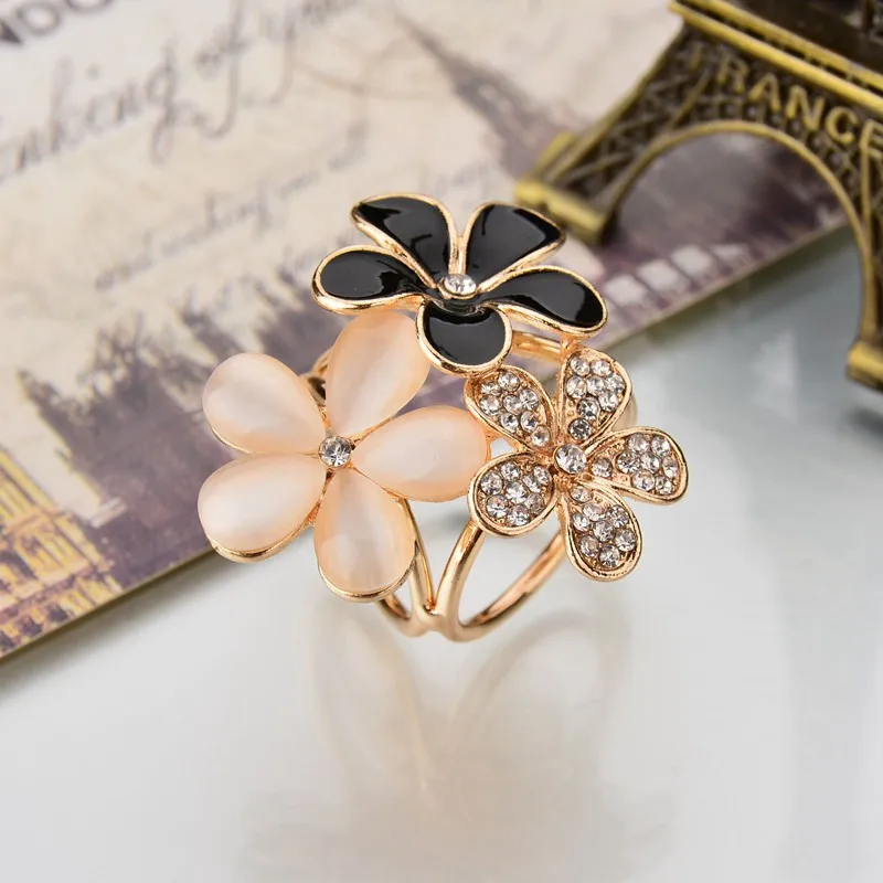 1pc Women Fashion Trendy Stylish Elegant Exquisite Rhinestone Flower Scarf Ring Buckle Clip Holder Jewelry Accessory