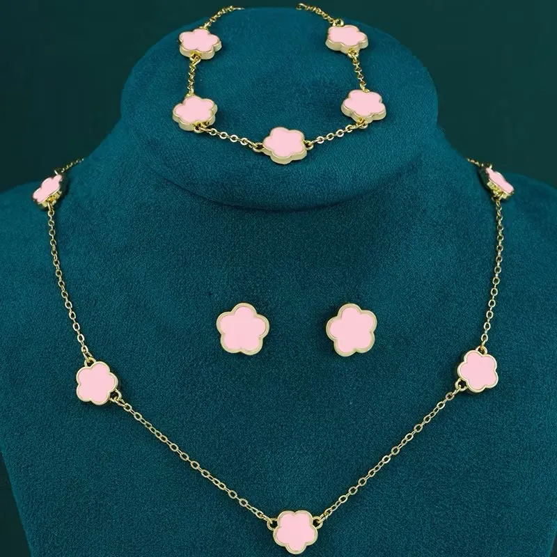 3pcs Lucky Five-petal Flower Five-leaf Clover Bracelet Earrings Necklace Set for woman Stylish Accessories Party Jewelry Set