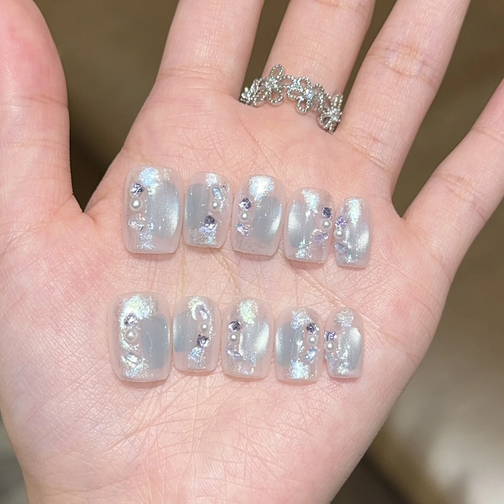 10pcs Milky White Cat Eye Handmade Nails Aurora Glitter Fake Nails with Pearl Purple Rhinestone Charms Press on Nail for Women