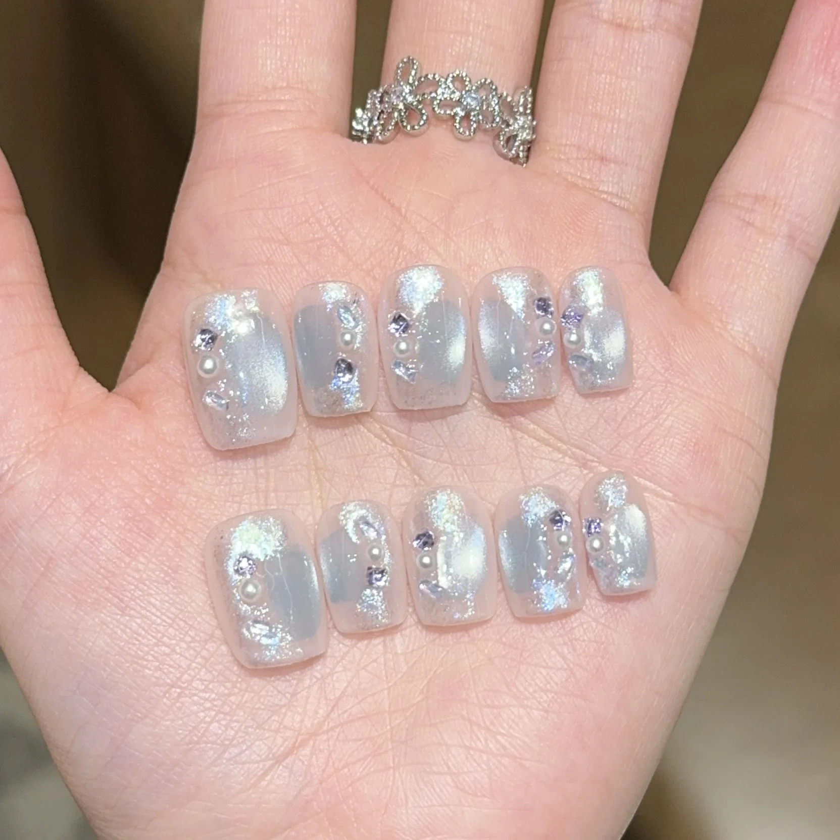 10pcs Milky White Cat Eye Handmade Nails Aurora Glitter Fake Nails with Pearl Purple Rhinestone Charms Press on Nail for Women