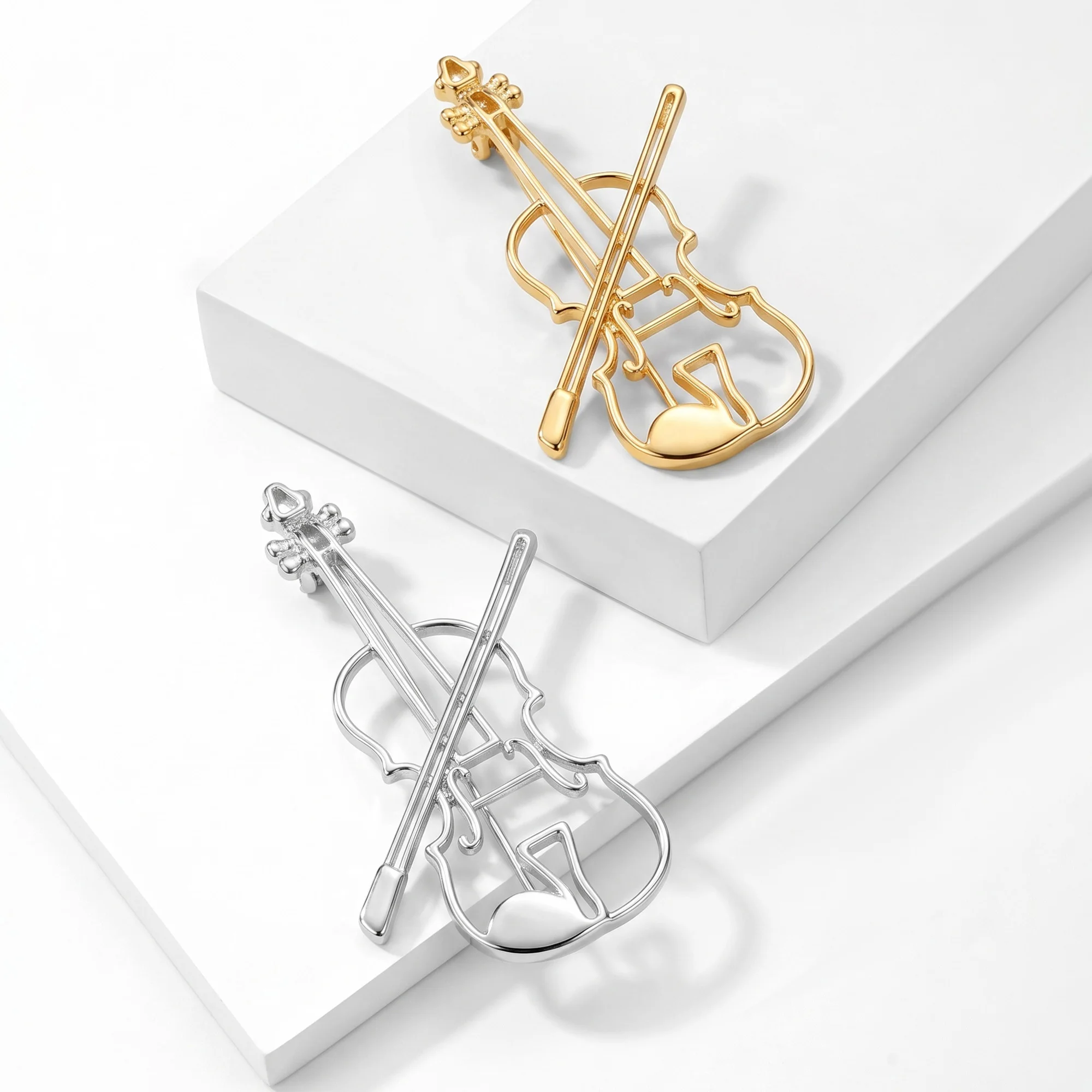 Beaut&Berry Stylish Openwork Guitar Brooches for Women Unisex Musical Instrument Pins Casual Party Jewelry Accessories Gifts