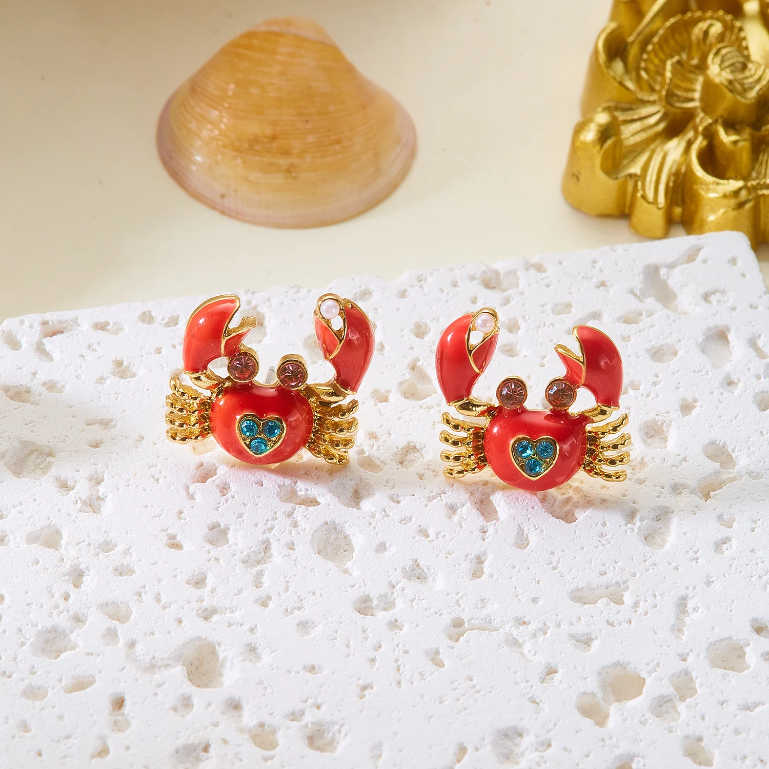 Summer Sweet Ocean Series Women's Fashion Versatile Colorful Crab Turtle Sea Horse Pendant Earrings Stylish Drop Ear Jewelry
