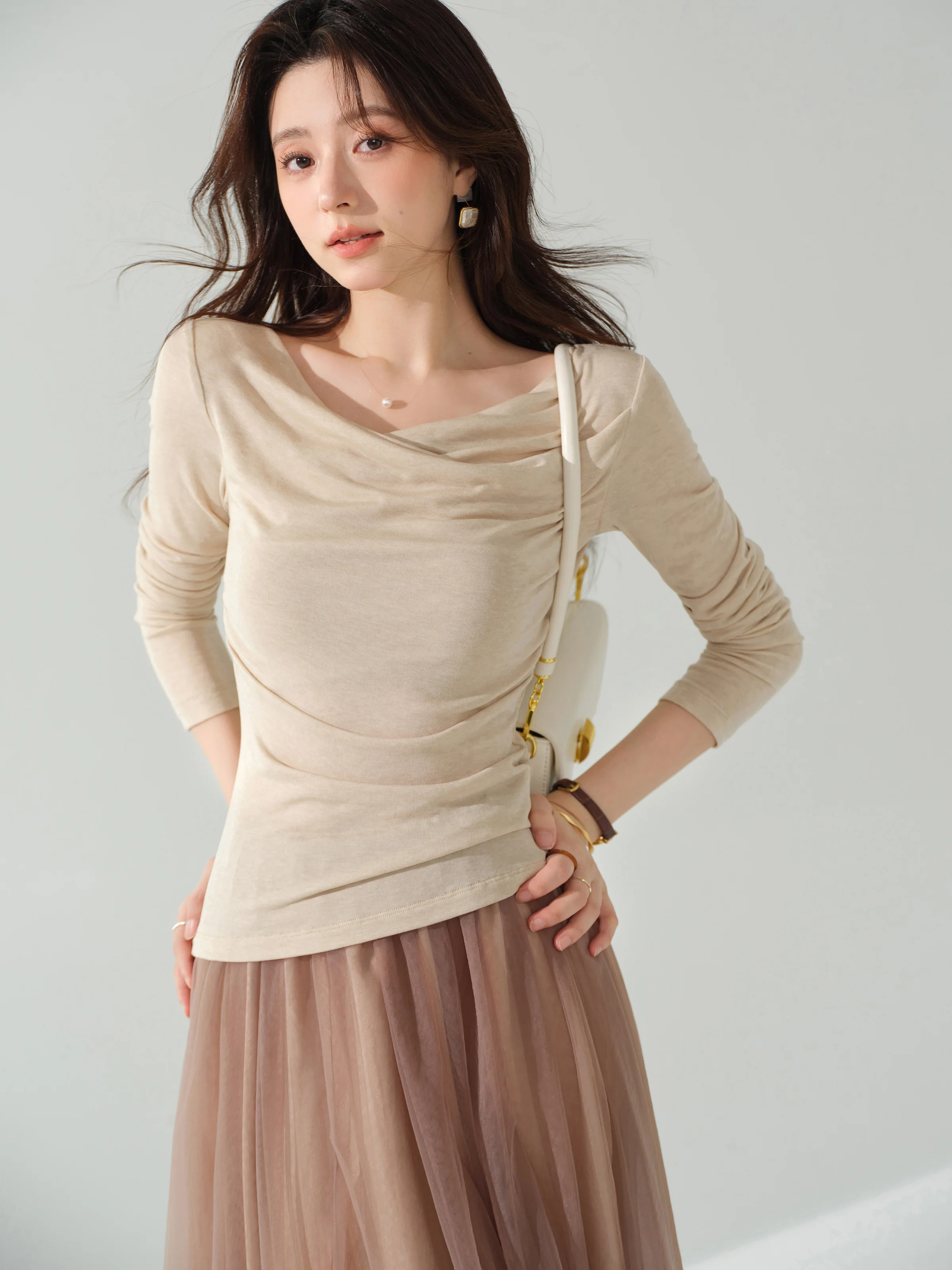 Elegant Slim Fit Long Sleeve T-Shirt Women Autumn Draped Neck Top Chic Waist-Cinching Base Layer Shirt Casual Fashion Pullover