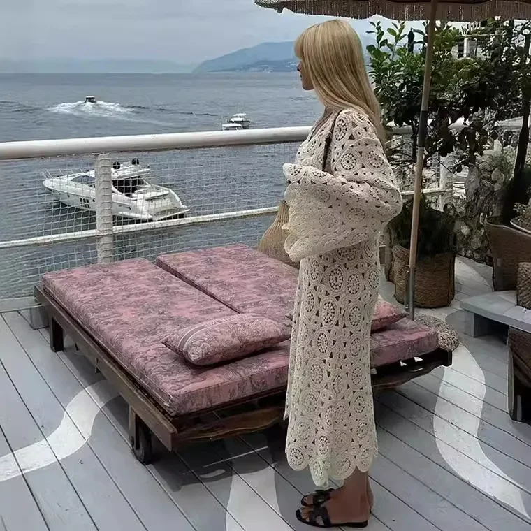 New Fashion Women Sexy V Neck Hollow Out Lace Embroidery Long Sleeve Long Dress Women Holiday Party Boho Loose Long Dress