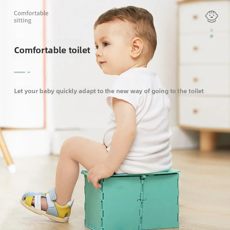 Portable baby toilet seat for boys and girls, children's foldable potty, travel potty for toilet training on the go, Baby care