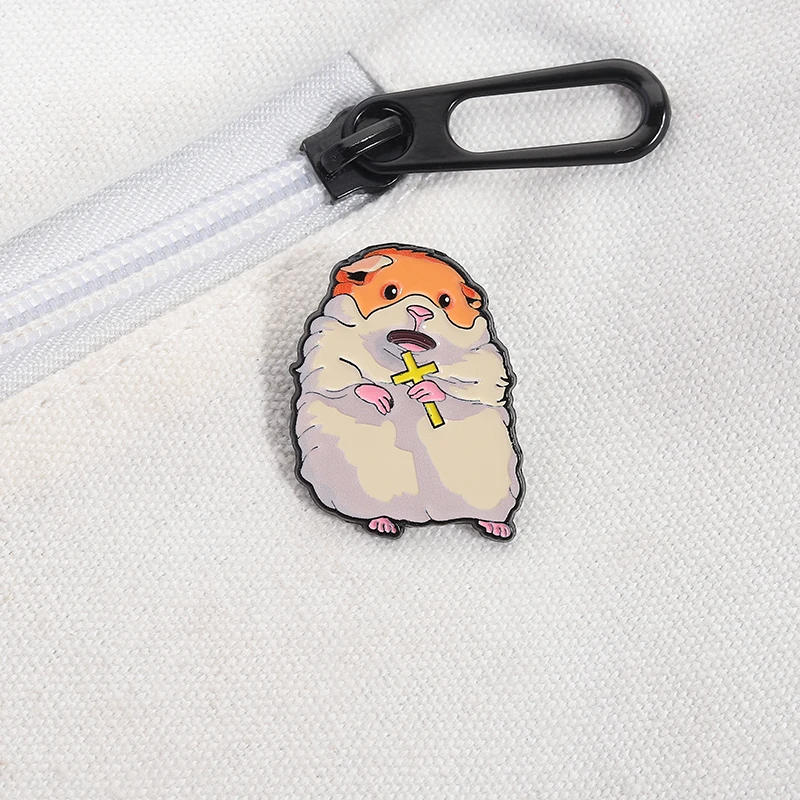 Screaming Hamster Brooch Enamel Pins Funny Mouse Animal Cross Metal Brooches Clothes Lapel Badges Faith Jewelry Gift for Friends