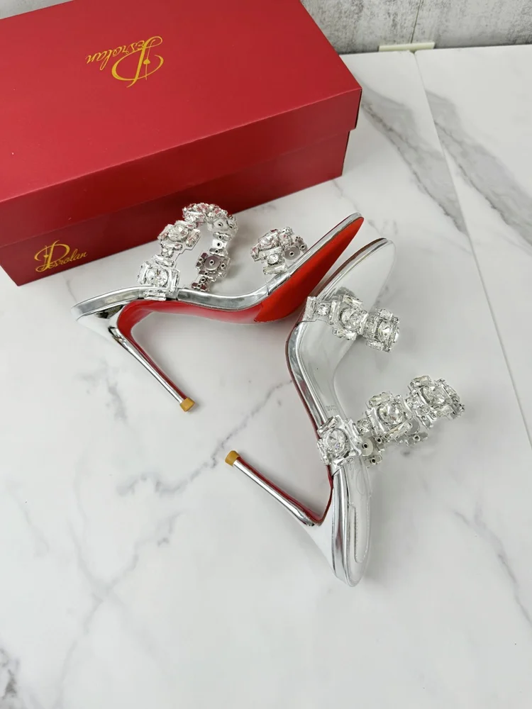 Diamond Sandals for Women's Summer Outdoor Wear, New One-piece High-heeled Shoes, Fashionable and High-end Silver Sandals