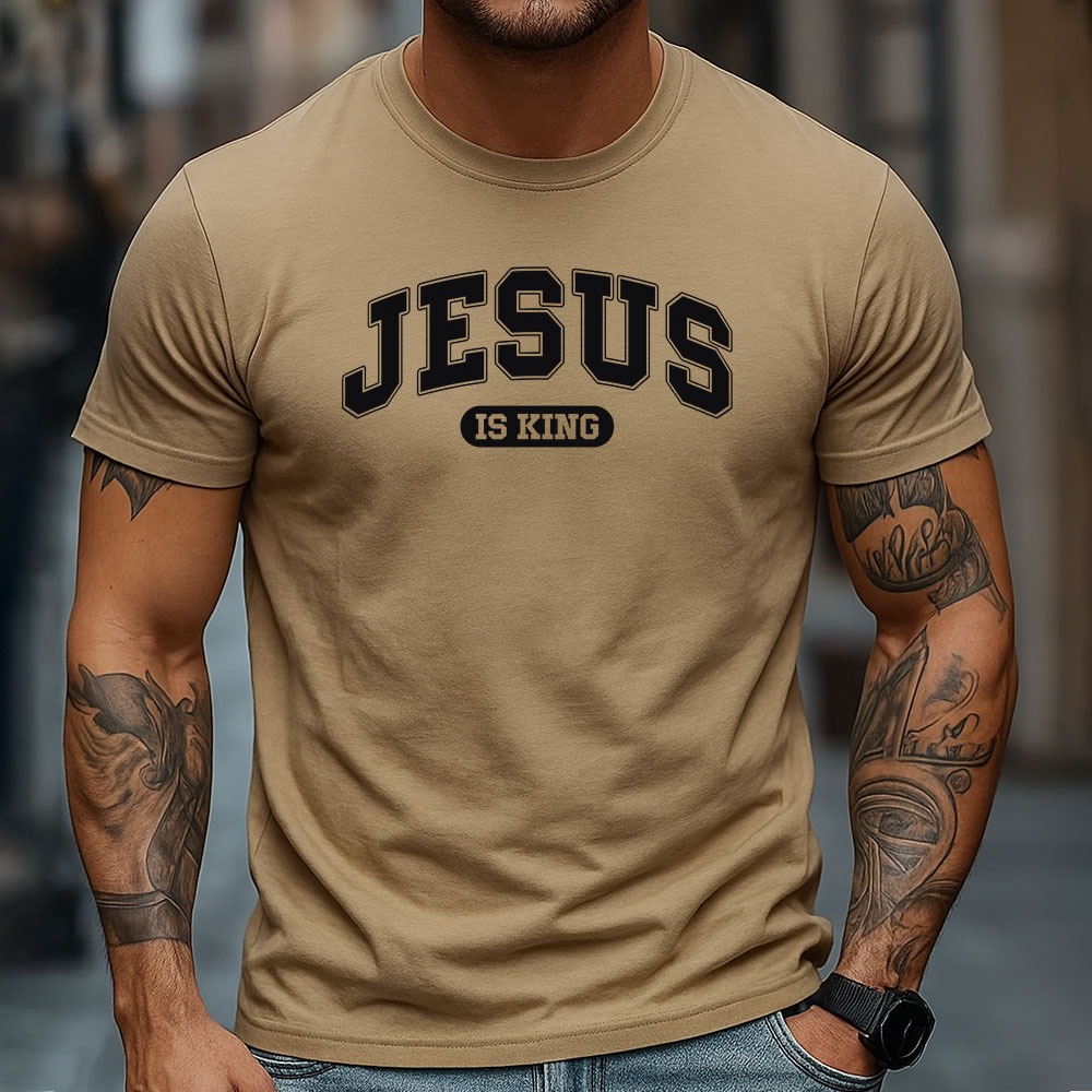 Camiseta Masculina 100% Algodão JESUS IS KING Old School Camisa Cristã Casual