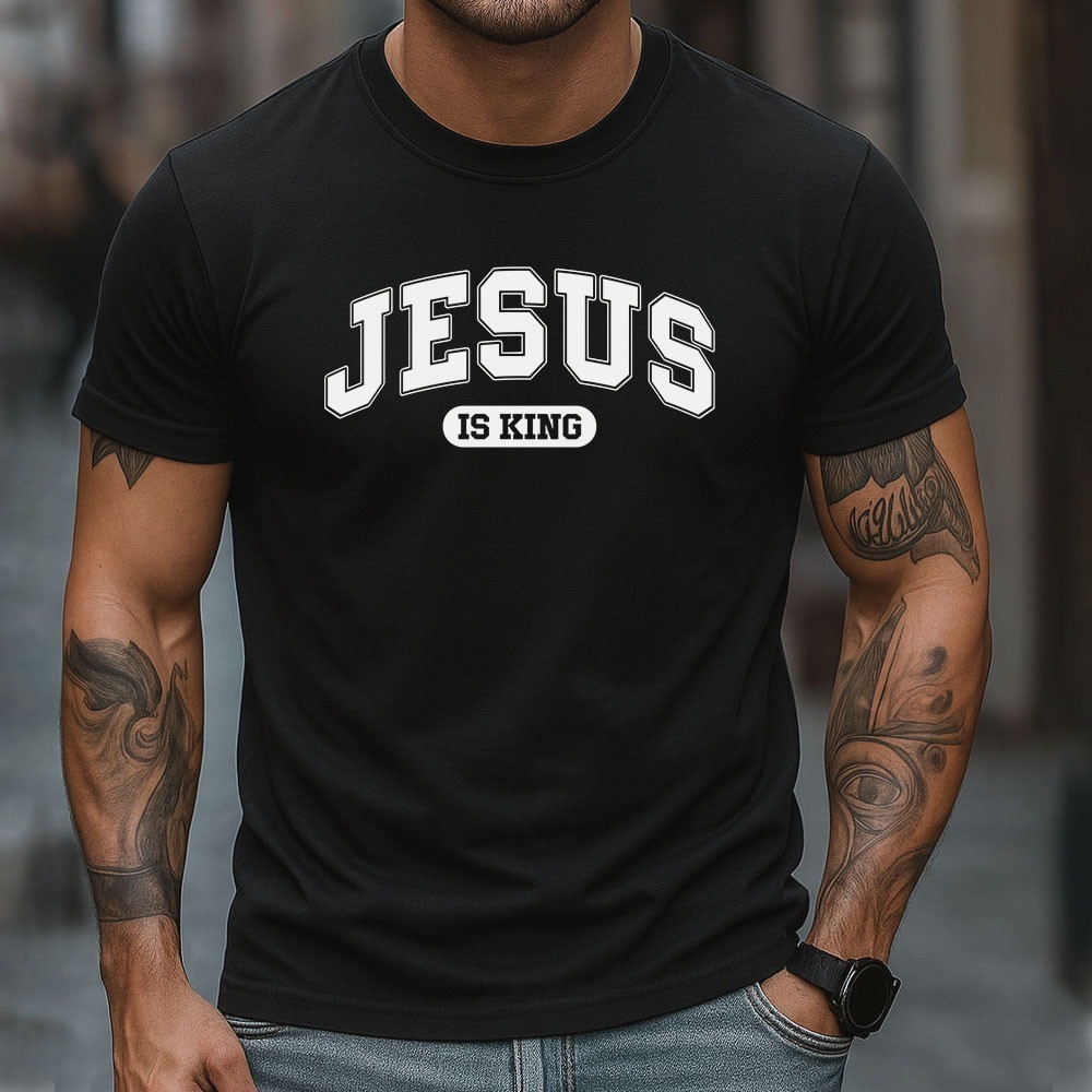 Camiseta 100% Algodão Jesus Is King Old School Camisa Masculina Cristã Casual Estilo Fé Moderna