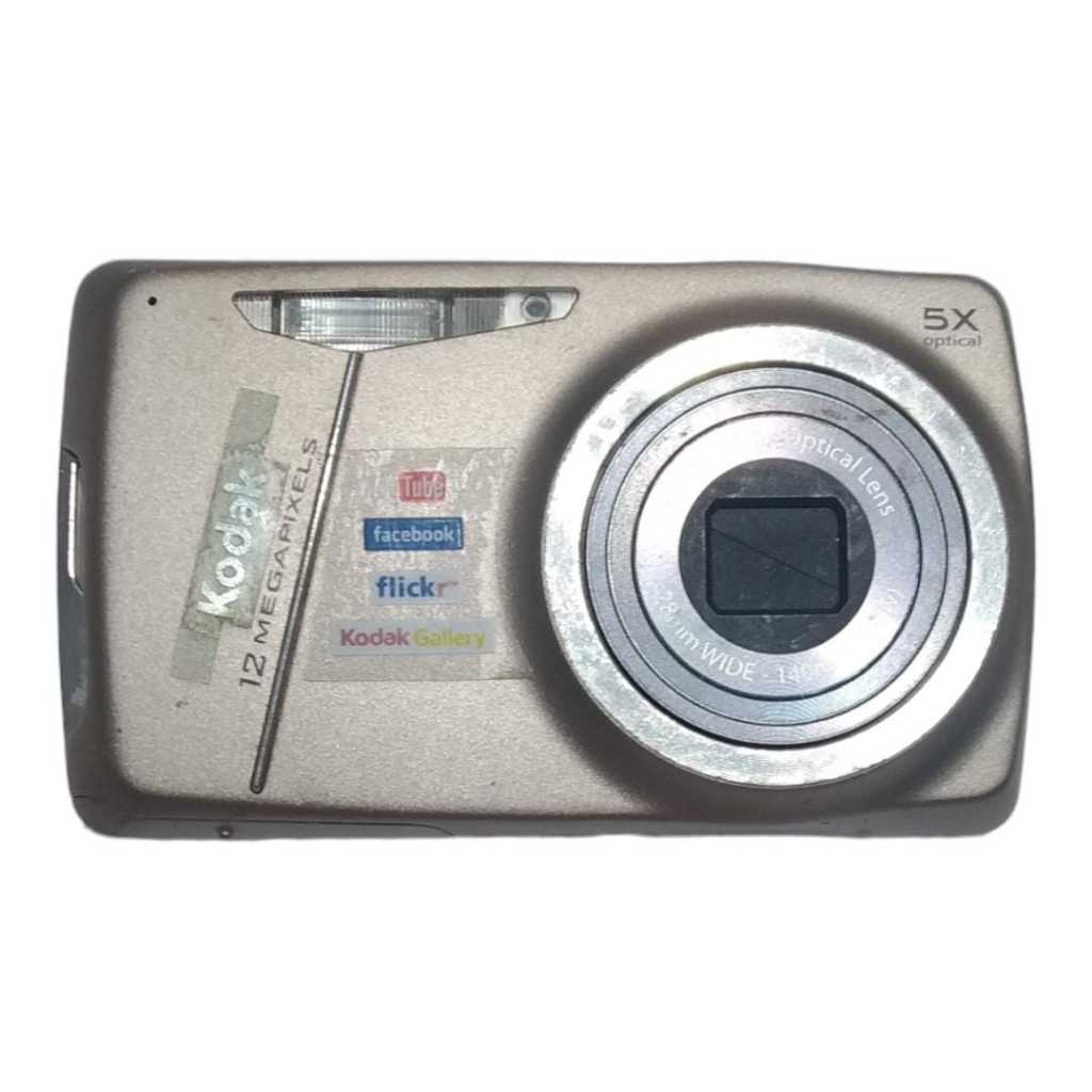 Câmera digital Kodak Easyshare M550 de 12 MP 5x e LCD de 2,7  Leia adescrição