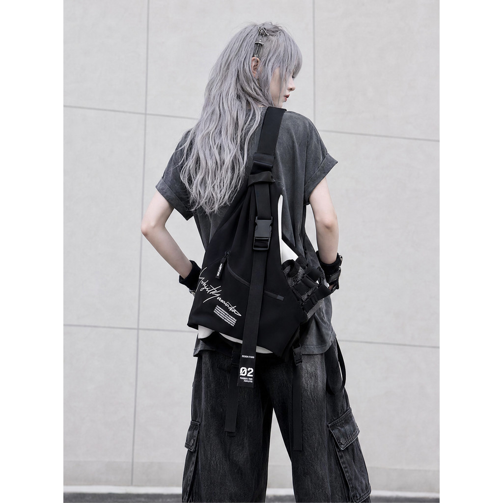 YONAIGA + Original Grande Capacidade ins Trendy Cool Tooling Style Bow Arrow Bag Homens Mulheres Único Preto Ombro Messe