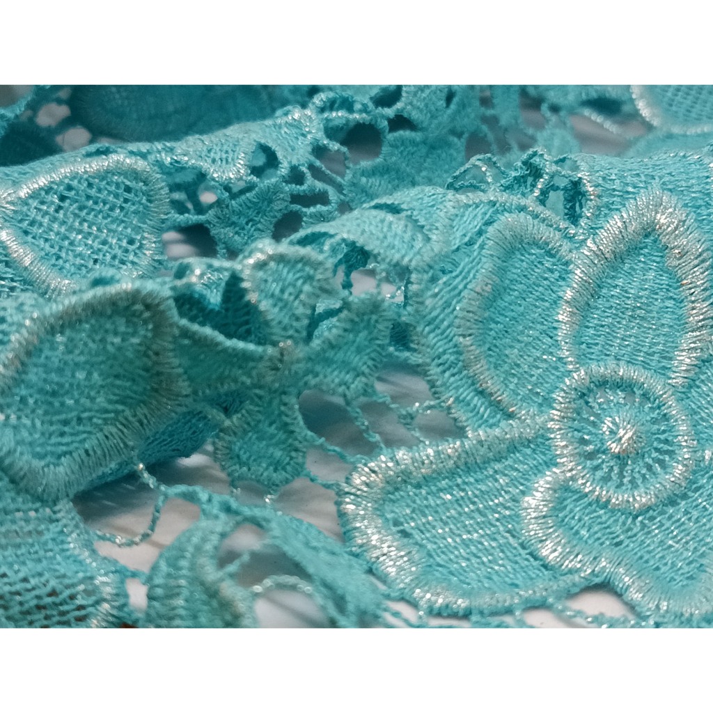 Renda Guipir Chemical Lace com Foil - 100% algodão I Tecido Gripir Brilho Dourado e Prata