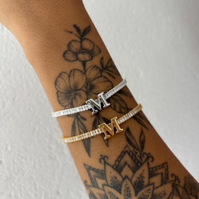 Pulseira Riviera Cravejado Com Letra inicial passante elegante Folheado a Ouro Dourado ou prata (Escolher cor)