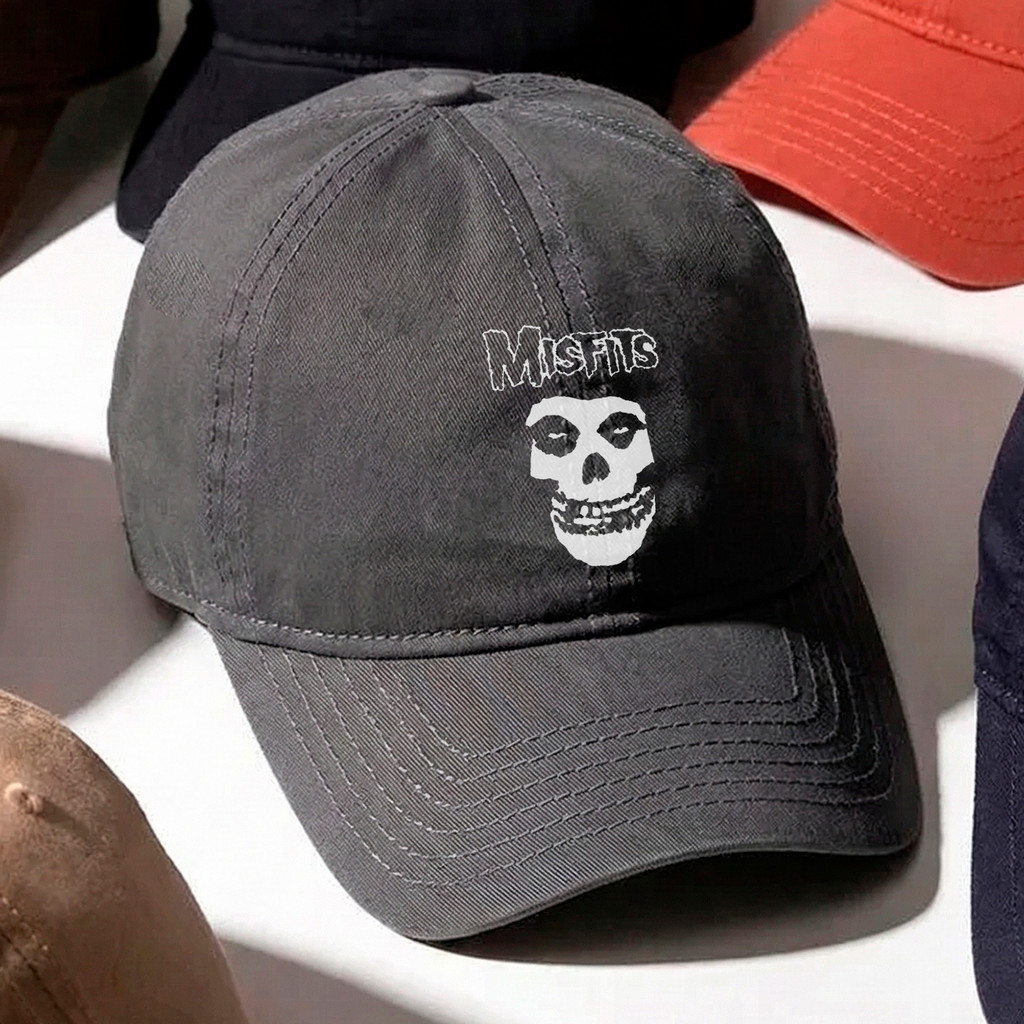 Boné Aba Curva Misfits Caveira Punk Rock Unissex Ajustável Streetwear Bege