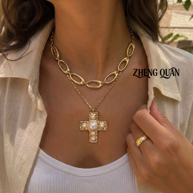 Punk Pearl Cross Necklace Women Vintage Gold Metal Chain Crucifix Pendant Y2K Statement Necklace Elegant Gothic Jewelry