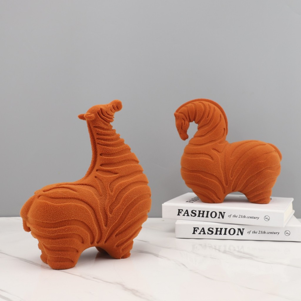 WC8P European-style, light luxury, artistic abstract zebra resin ornaments for entryway, bedroom, living room, study, an