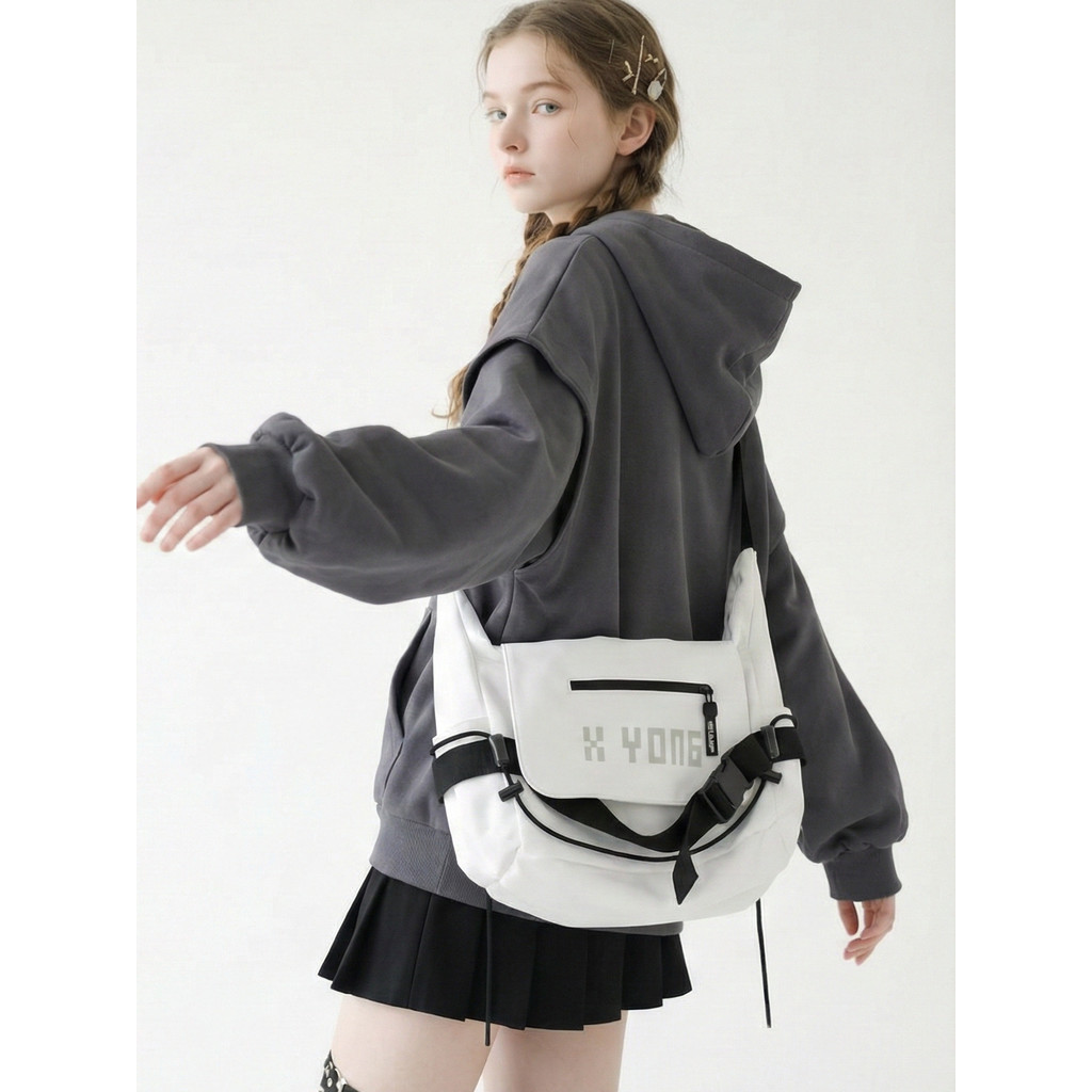 YONAIGA + Original Street Wear ins Tooling Style Nylon Casual Messenger Bag All-Match Men Ombro Messenger Bag Mulheres