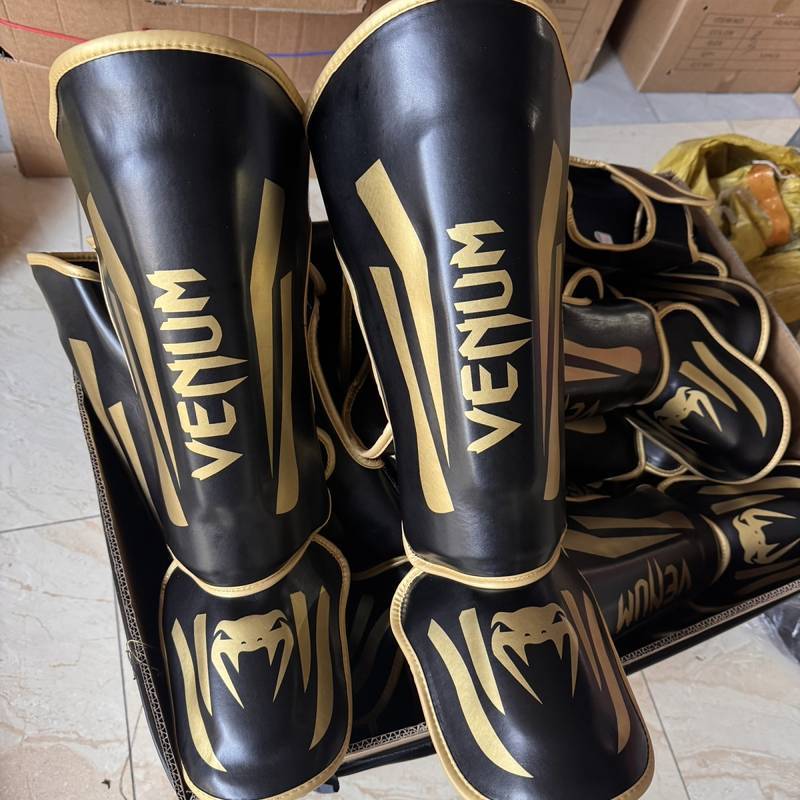 New Thick Leggings Sanda Legs Muay Thai Combat Fighting Diameter Protectors with Feet Protective Equipment es FP3K