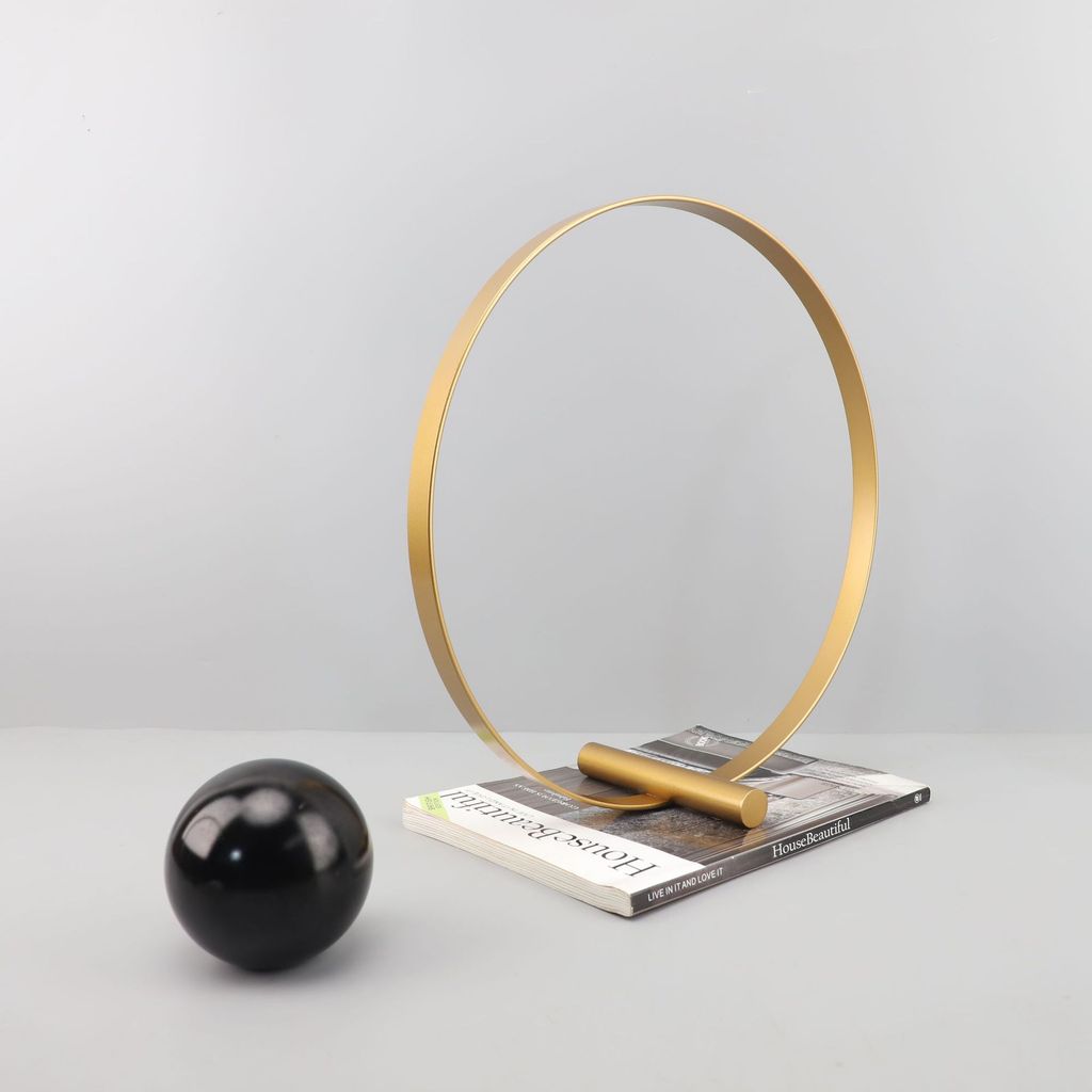 ZXUH Modern minimalist metal geometric art desktop ornament for living room coffee table, model room, TV cabinet, home d