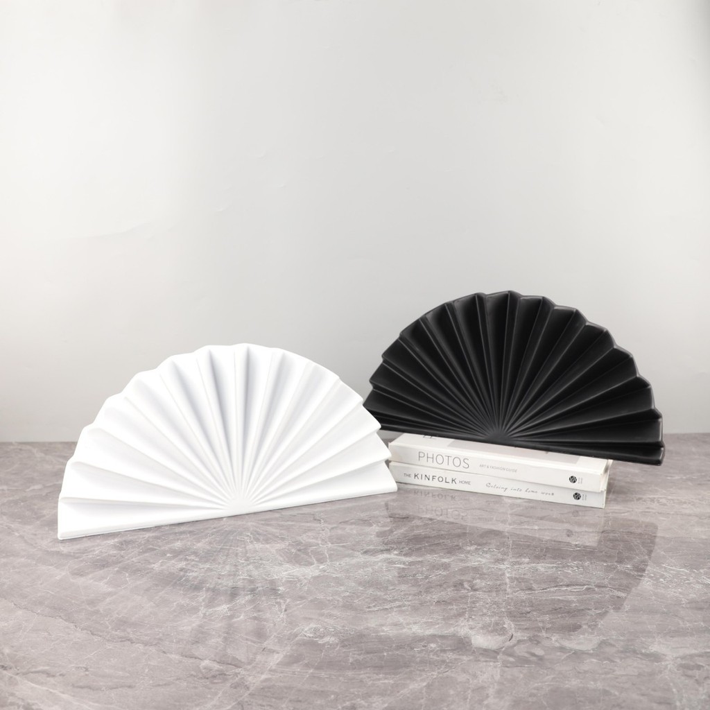 XIJU Nordic Creative Resin Fan-Shaped Artistic Table Ornament for Living Room, Bedroom, Entryway, Hotel, TV Cabinet, Hom