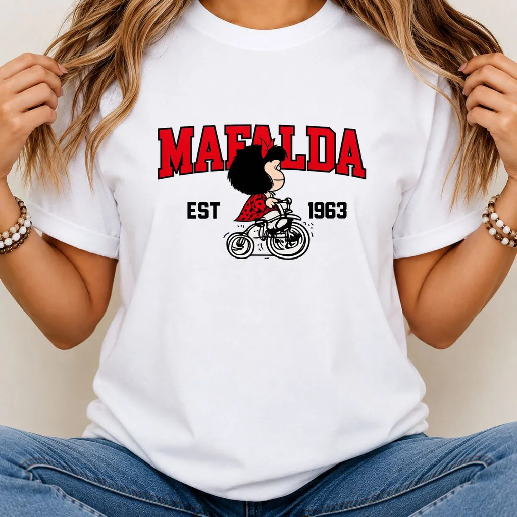Camiseta Feminina Mafalda Bicicleta Retrô Est 1963