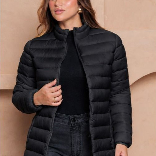 Jaqueta Puffer Feminina Preta com Zíper Bolsos Frontal Acolchoada Inverno Casual Leve
