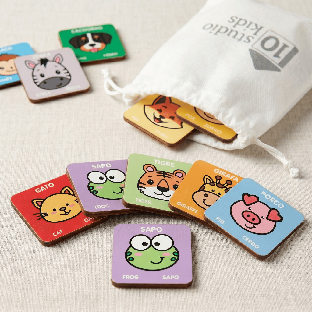 Jogo da Memória Trilíngue MDF Animais Educativo Infantil Animais Didático Para Crianças