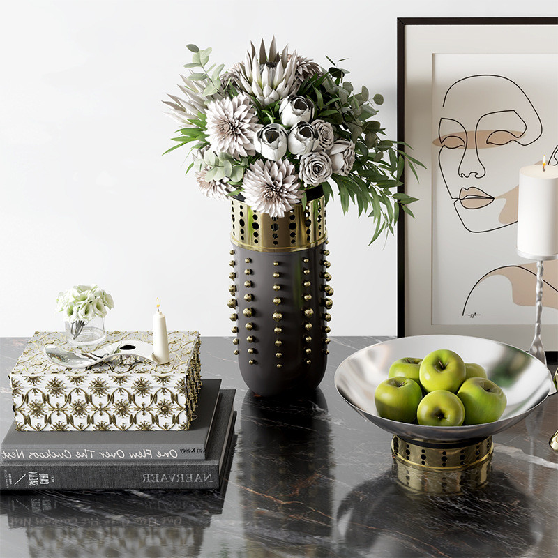Metal flower pot trays and ornaments for model homes, hotels, villas, clubs, and guesthouses, custom-made modern decorat
