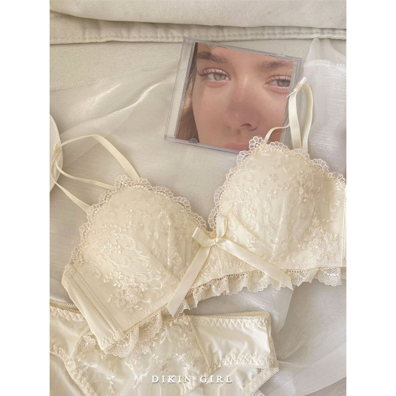 Roupa interior de renda japonesa feminina fina seios pequenos reunindo Push-Up seios suporte superior sem fio menina Sex