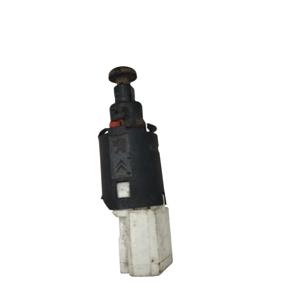 Interruptor pedal freio citroen c3 2003 a 2012 Peugeot 206