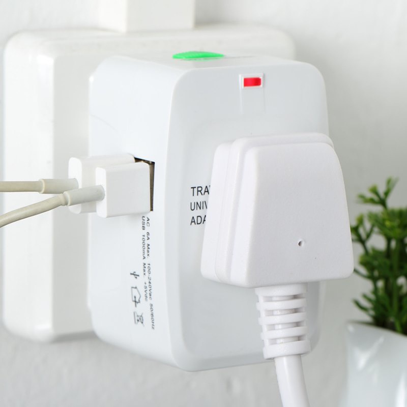 Mini Adapter All-In-One Ue Reino Unido Eua AU Plugue Conversão De Viagem AC Power Converter Tomada Elétrica 6A 100-240V - BOMMAX