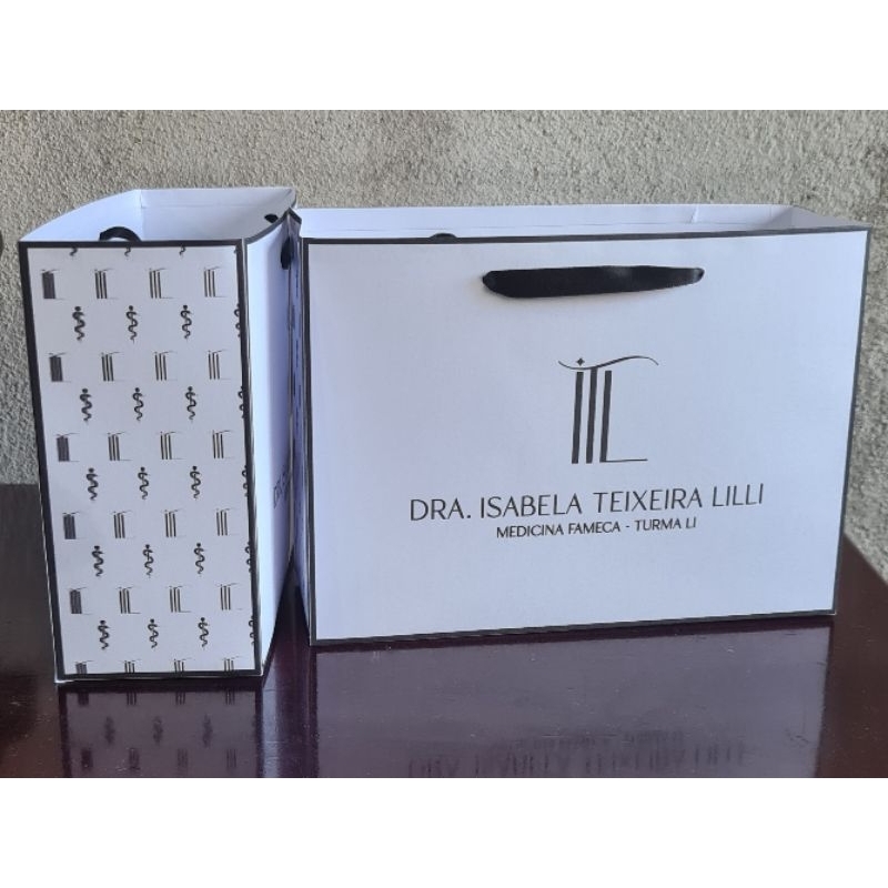 Sacolas de Papel Personalizadas-7M + 3P - lembrancinhas - formatura - aniversário - festa infantil - casamento