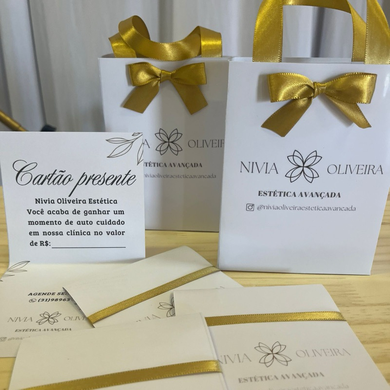 10 Sacolinhas + 10 Cartões Personalizados com Fita de Cetim Vale Presente Lembrancinha Aniversário Formatura