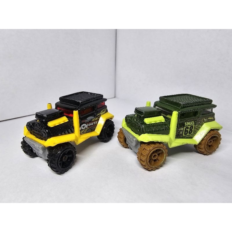 Lote 02 Miniaturas Hot Wheels Bad Mudder 2 de 5-Pack Dupla Carrinhos Diecast Veículos