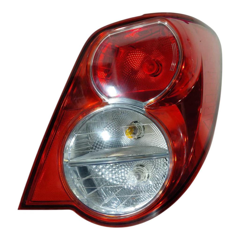 Lanterna Traseira Direita Chevrolet Sonic Sedan 2012/2014