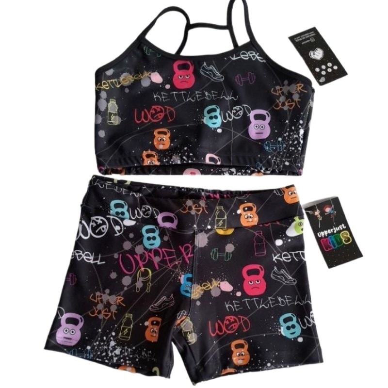 conjunto short com Top fitness infantil.