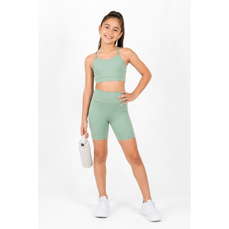 Conjunto de Top e Shorts Verde Claro para Atividades Fitness e Yoga Infantil