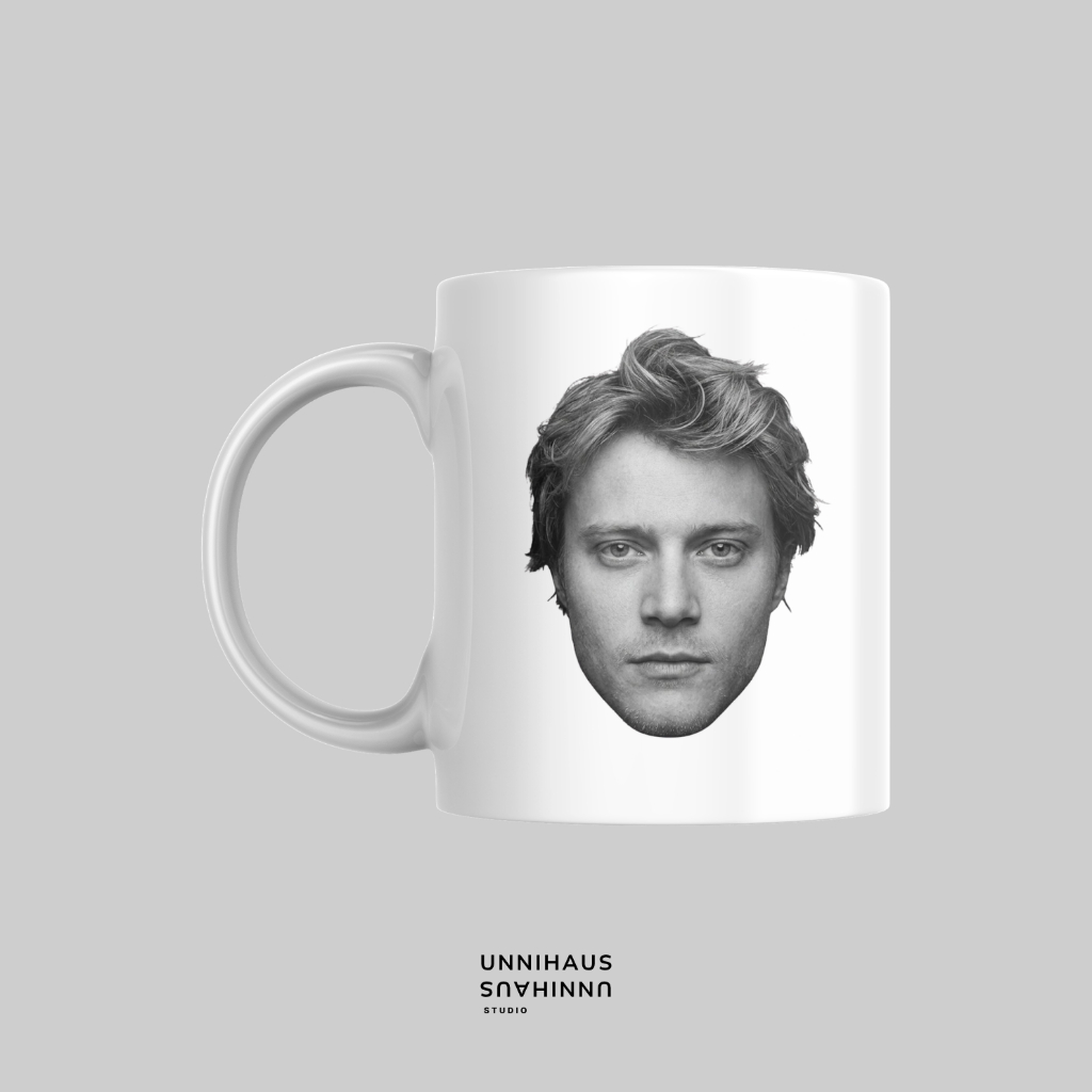 Caneca Rudy Pankow JJ Outer Banks| Coleção Pop Face | Design Exclusivo | Design Minimalista 325ml Presente Criativo